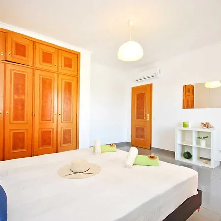Apartment Ipanema 1 By Algarve Vacation